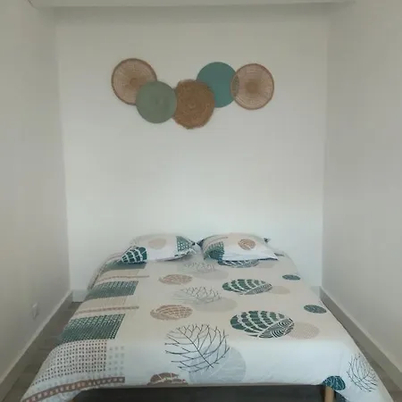 T2 - 2 A 3 Personnes Equipe Apartamento *